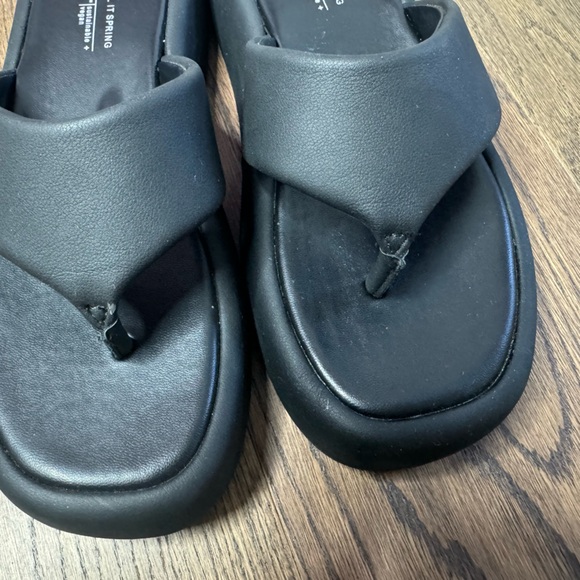 Call it Spring B.E.D FOAM Platform Sandals - Picture 4 of 7